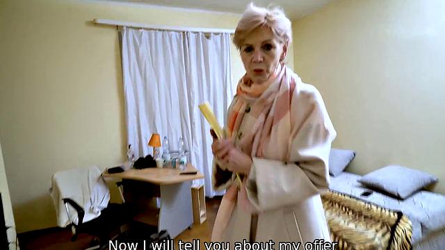 Insatiable blonde agent in stockings & high heels enjoys unplanned threesome with lucky guy