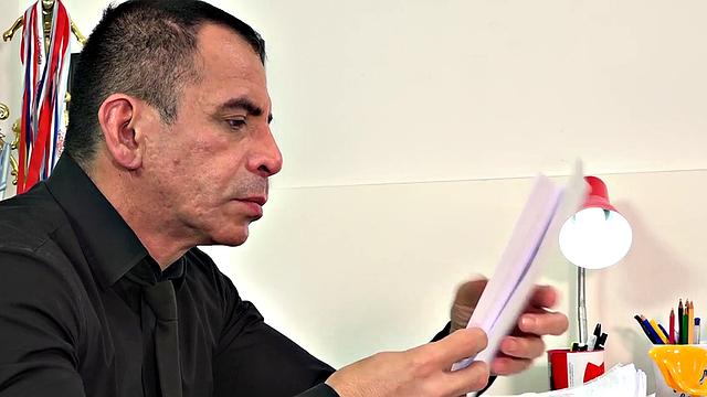 Dickblowing slim Latino ass breeded by DILF