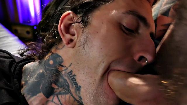 Mesmerized crossdresser in fishnet stockings fucks inked boyfriend