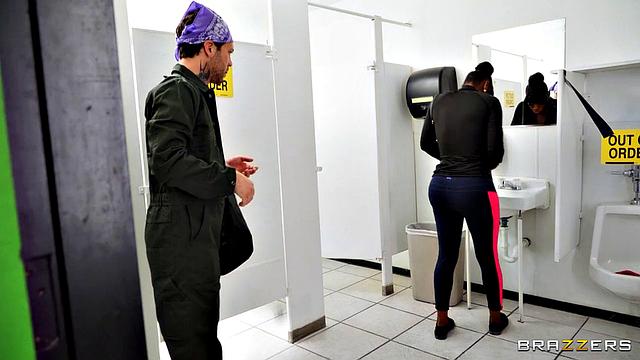 The Road Trip: Gas Station Fun Hole