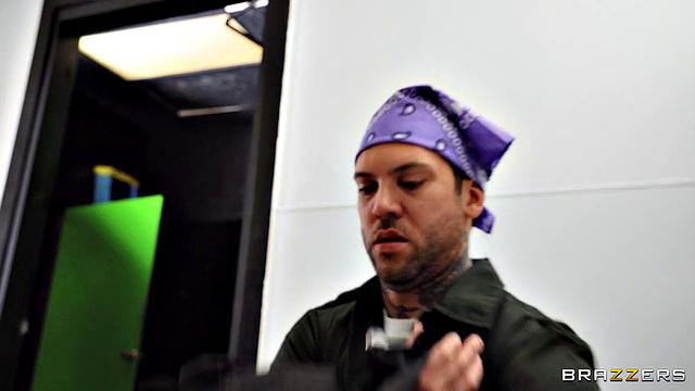 The Road Trip: Gas Station Fun Hole