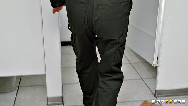 The Road Trip: Gas Station Fun Hole