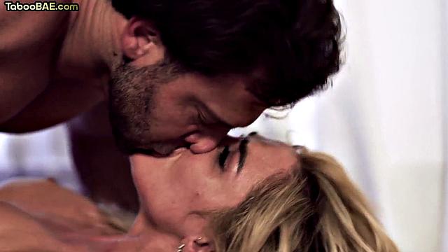 Naughty blonde pussyfucked missionary