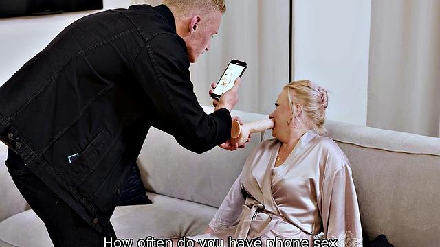 TUTOR4K. Streamer and screamer