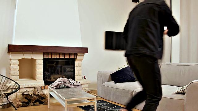 TUTOR4K. Streamer and screamer