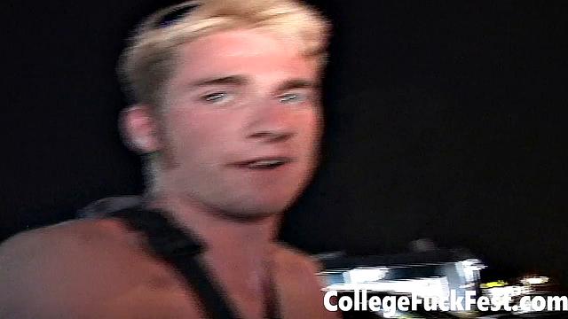 Sexy babe does the splits on cock as she fucks