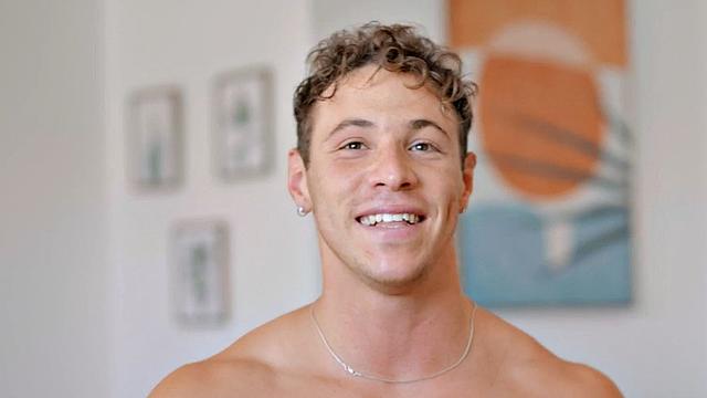 Muscular jocks having passionate gay affair