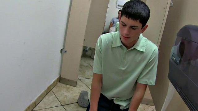 College stud fucks gay ass for fraternity in dormitory