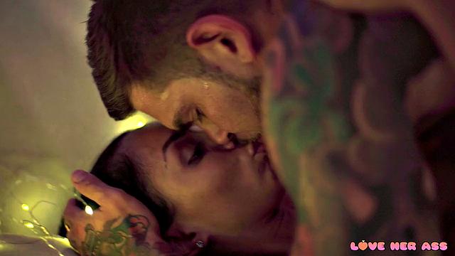 Big Colombian Ass with tight hole