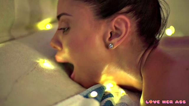 Big Colombian Ass with tight hole