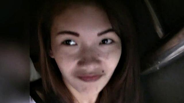 азиатская красотка с большими сиськами скачет и высасывает до капли