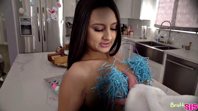 Step Sisters Bunny - S13:E8