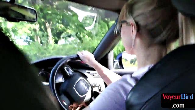 Amateur petite giving JOI outdoor