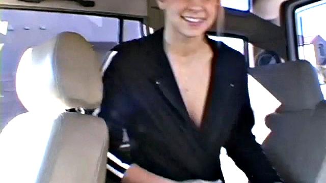 Hot Gogo with Body Photoshoot in Van