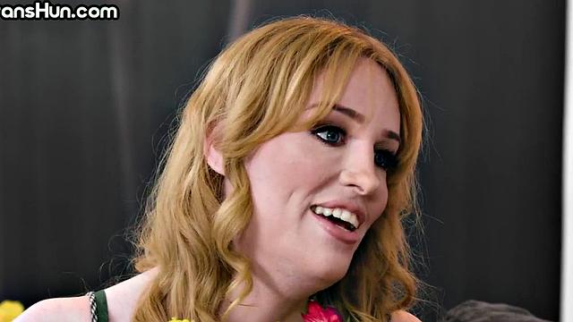 Stunning Trans licking her GF's muff before erotic fuck