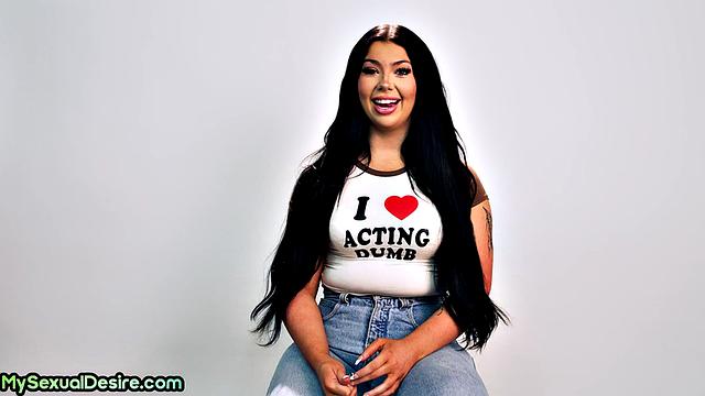 Naughty bae beauty in solo fingering