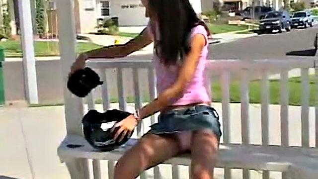 Chloe Fingering Pussy and Cumming