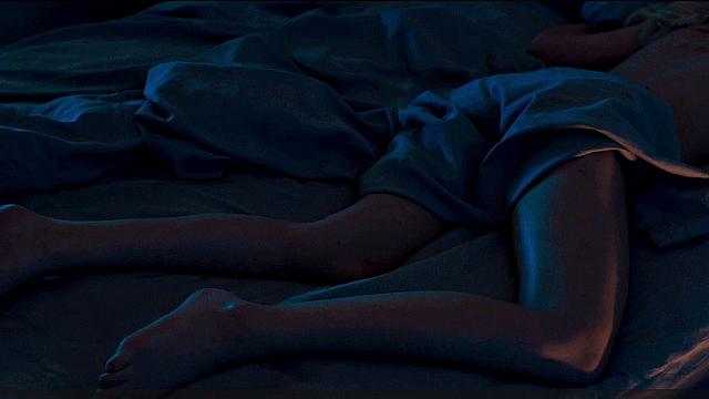 Nell Tiger Free topless scenes