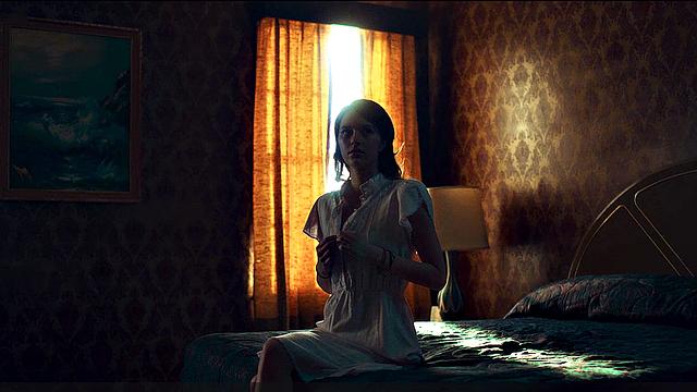 Nell Tiger Free topless scenes