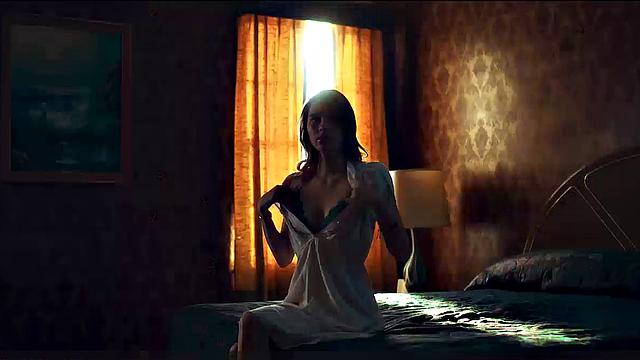 Nell Tiger Free topless scenes