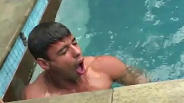 Darrien Leon Attempts to Please Ramon Mendez and Denis Mello In an Underwater Dance. He Then Makes his Tight Ass Reay and Waiting for the Two Macho Men.