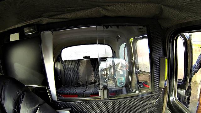 Gorgeous 18 Year Old Sucks Cabbie's Cock While Paying Fare