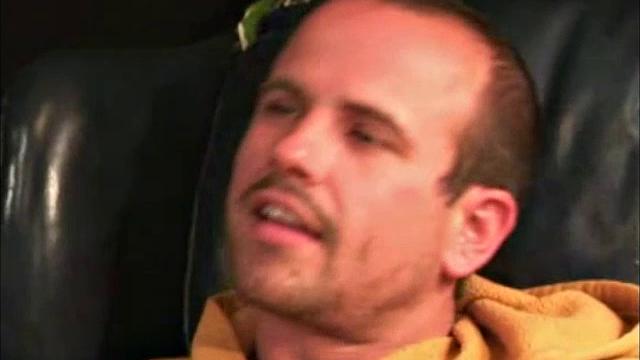 This guy came to my house about a year ago to give me an estimate on some rock work I wanted done. I was surprised when he showed up at my door for this venture. He is 30 years old, 5' 5", and 165 pounds and works as a mason.