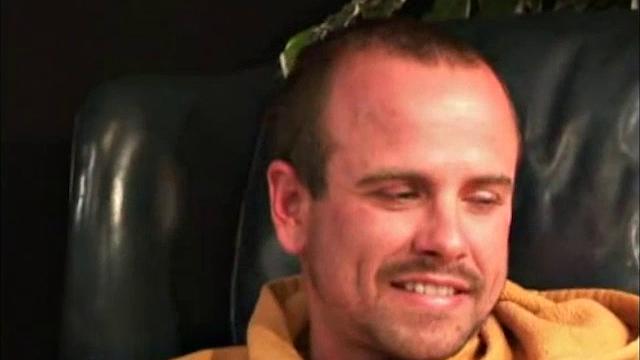 This guy came to my house about a year ago to give me an estimate on some rock work I wanted done. I was surprised when he showed up at my door for this venture. He is 30 years old, 5' 5", and 165 pounds and works as a mason.