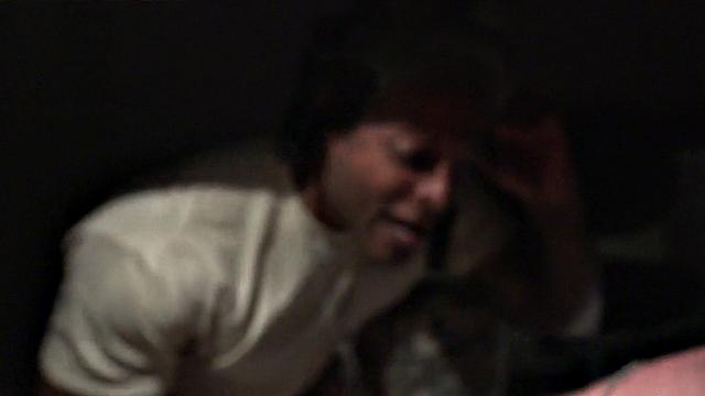 мускулистые солдаты рвут задницы в душевой на групповухе