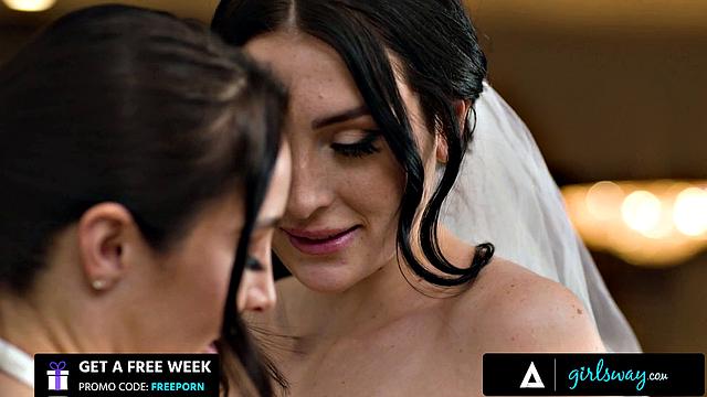 GIRLSWAY - Melissa Stratton & Charlotte Sins Wedding Dream Intense Scissoring & Fingering