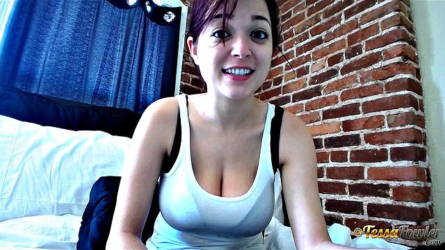 Tessa Fowler - Webcam 11
