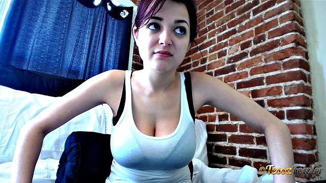Tessa Fowler - Webcam 11