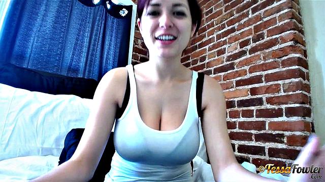 Tessa Fowler - Webcam 11