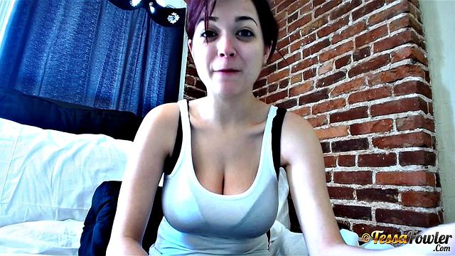 Tessa Fowler - Webcam 11