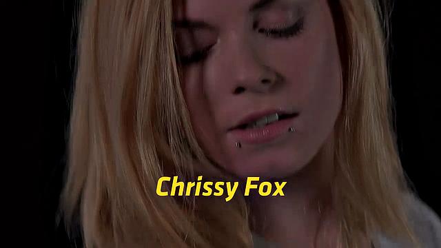 Vipissy - Mission Possible - Pissing