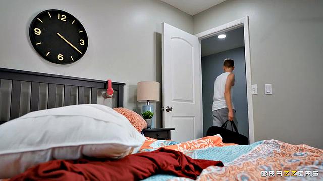 He's Pumping, She's Humping