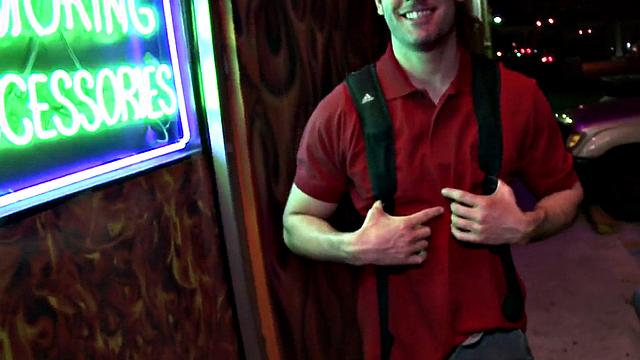 Straight gloryhole visitor fooled by hunk