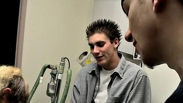 Foot Cast for Evan in Need - Evan Heinze and Ian Madrox