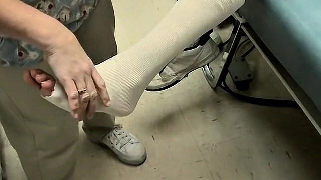 Гипс для Эвана в нужде - Эван Хайнц и Иан Мадрок