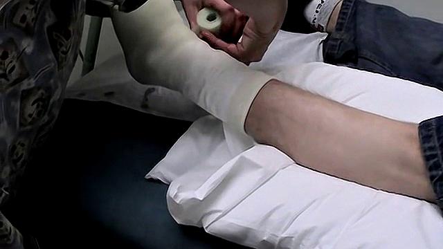 Гипс для Эвана в нужде - Эван Хайнц и Иан Мадрок