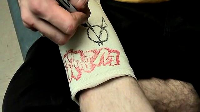 Foot Cast for Evan in Need - Evan Heinze and Ian Madrox