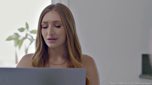 Лесбийский потоп: Райли и Скайлер устроили фонтан