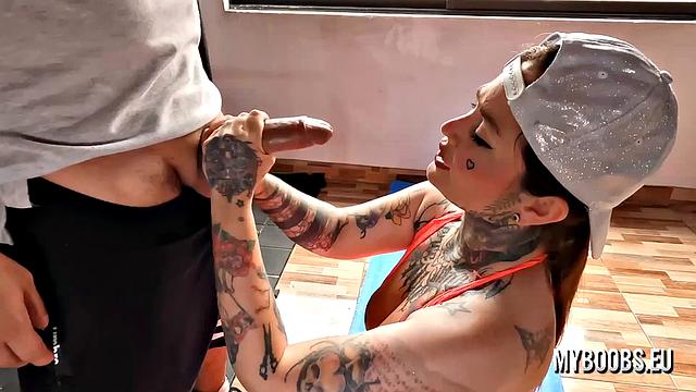 Boobs on Tattoo Girl at the Gym And Cum On Her Face