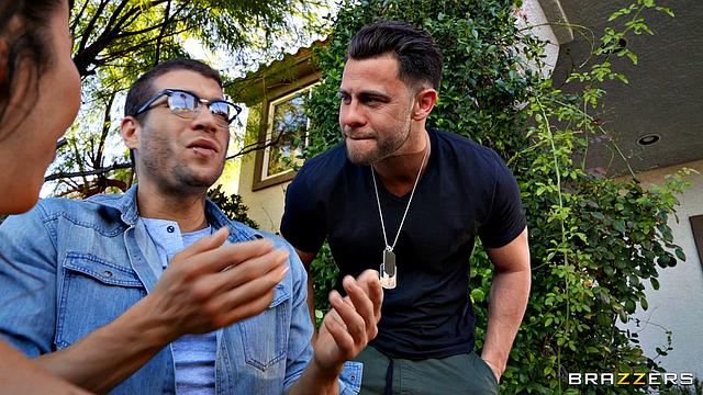 Соседка в бикини манит двух братьев и устраивает жёсткий секс на троих у бассейна с Xander Corvus, Seth Gamble и Alexis Fawx.