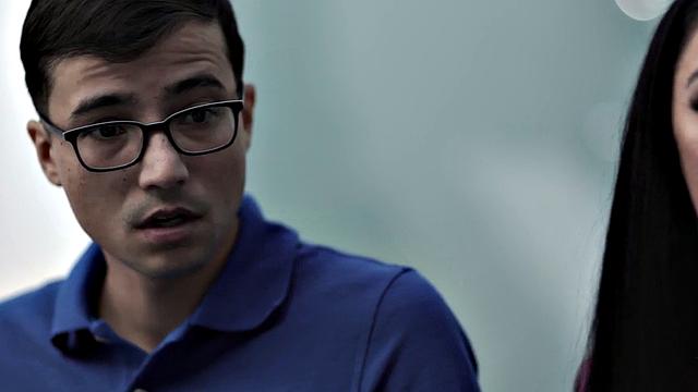 MILF stepmom loves fucking with stepson in pussy