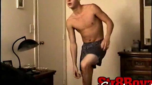 boston guy gets his cock sucked by another man
