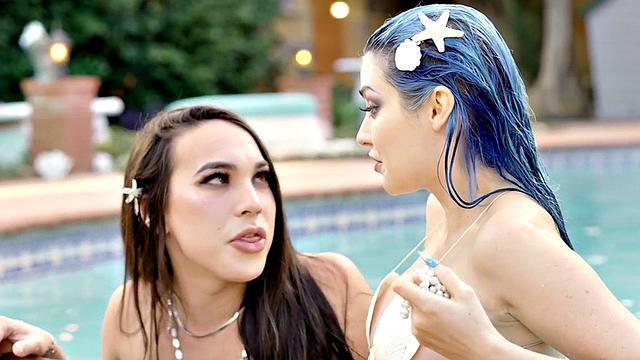 TS mermaid from pool rims and fucks babe outdoor