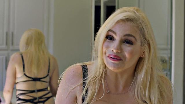 Slutty babe fucked by big white dick in wet pussy hole