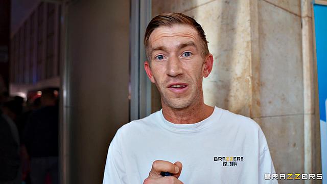 Valentina takes Berlin