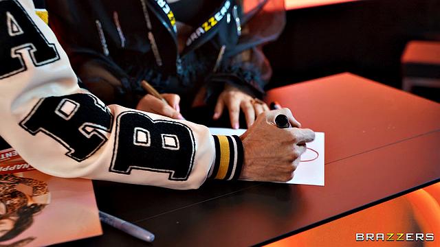 Valentina takes Berlin